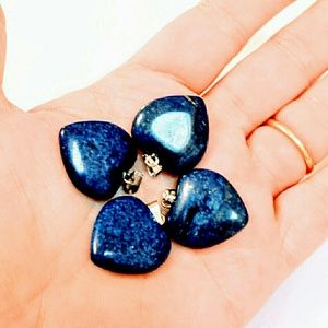 2/$15🌸 Lapis Lazuli heart pendant.